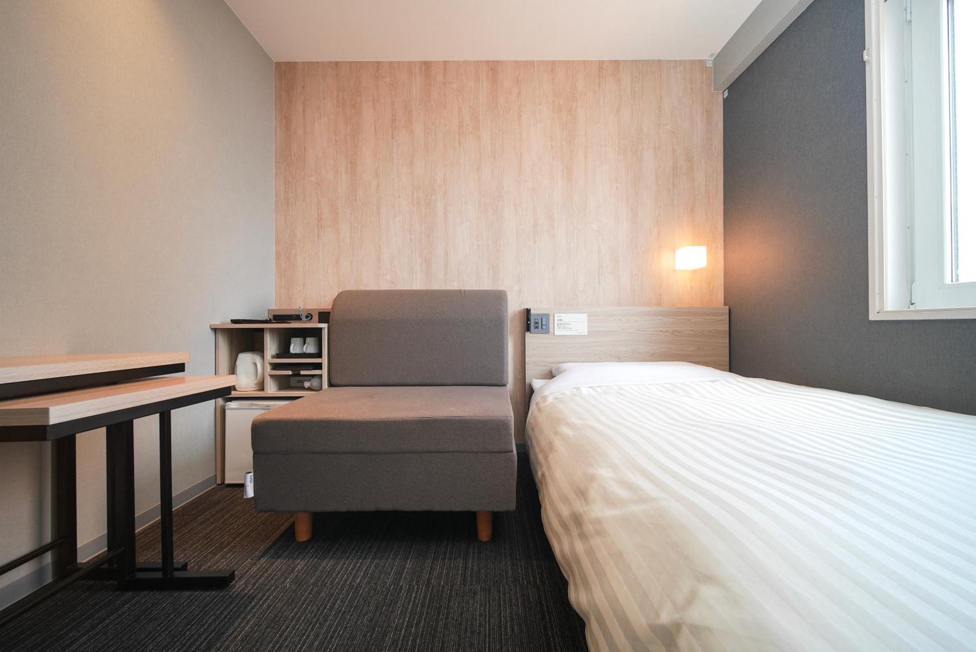 Super Hotel Hiroshima Buitenkant foto